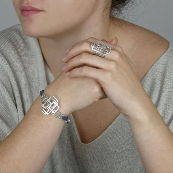 bracelet et bague labyrinthe argent cordon collection femme les ligne grenat tsavorite