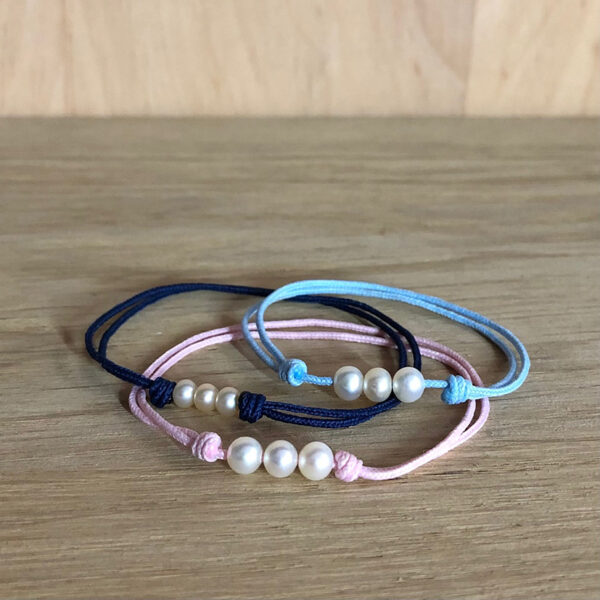 lot bracelets baby pearl rose marine bleu bb | 26 Passage, Créatrice de bijoux à Paris collection enfant lot bracelets baby pearl rose marine bleu bb