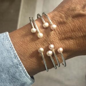 bracelets mini bangle argent perles eau douce portes bracelets mini bangle argent perles eau douce portes