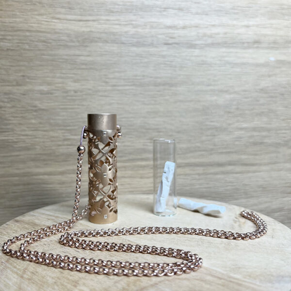 pendentif parfum avec fiole collection les subtiles