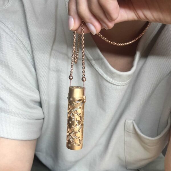 pendentif parfum vermeil diamants bruns collection les subtiles photo bijou porte