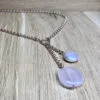 collier lasso chaine jaseron vermeil galet quartz rose perle coin a plat | 26 Passage, Créatrice de bijoux à Paris collier lasso chaine jaseron vermeil gallet quartz rose perle coin a plat collection les perles la nacre
