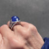 chevaliere byzance argent tanzanite cabochon saphirs rouges portee main | 26 Passage, Créatrice de bijoux à Paris